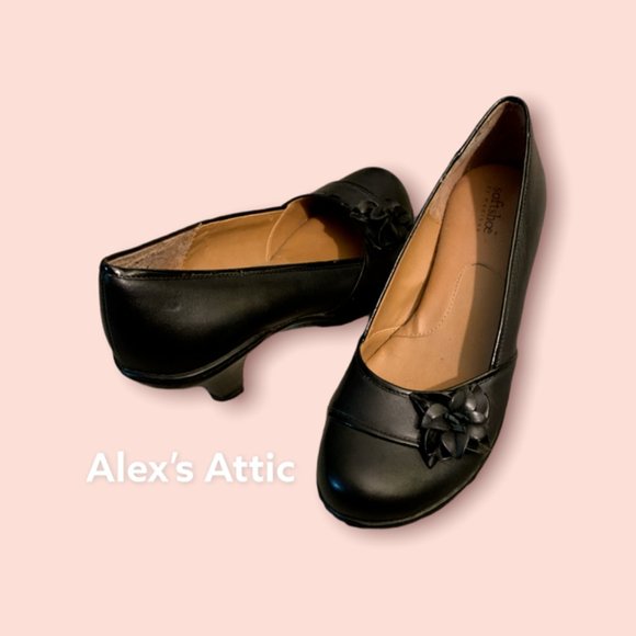 Soft Shoe By Medicus Womens Black Leather Shoes Slip On Pump Heels Size 7M pre-o - Picture 1 of 3